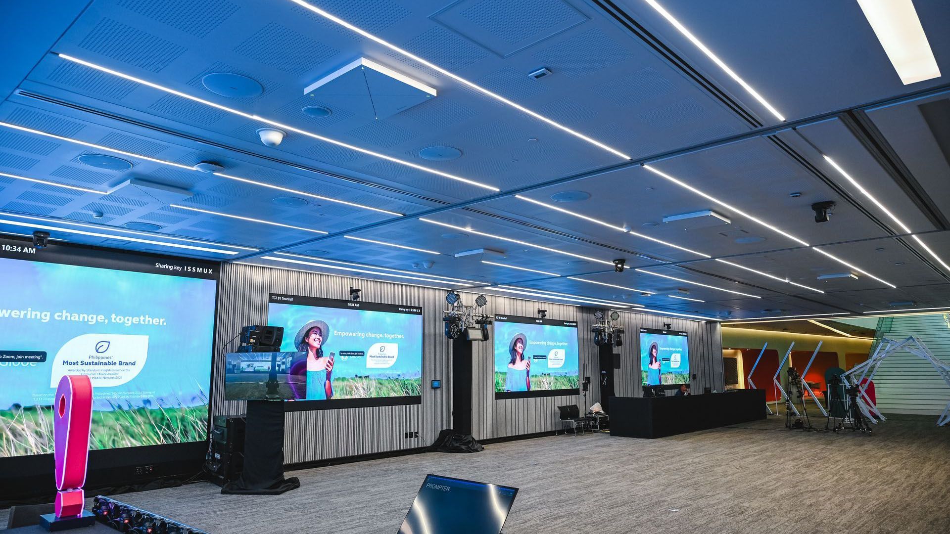 TeamConnect Ceiling 2 у новому багатофункціональному просторі Globe Telecom Inc