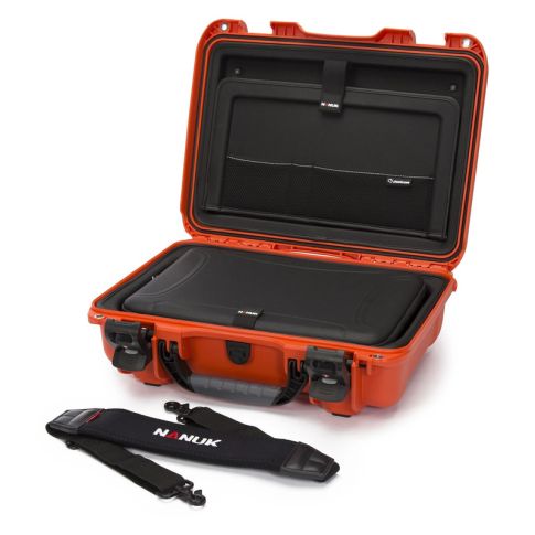 NANUK 923 Orange Laptop